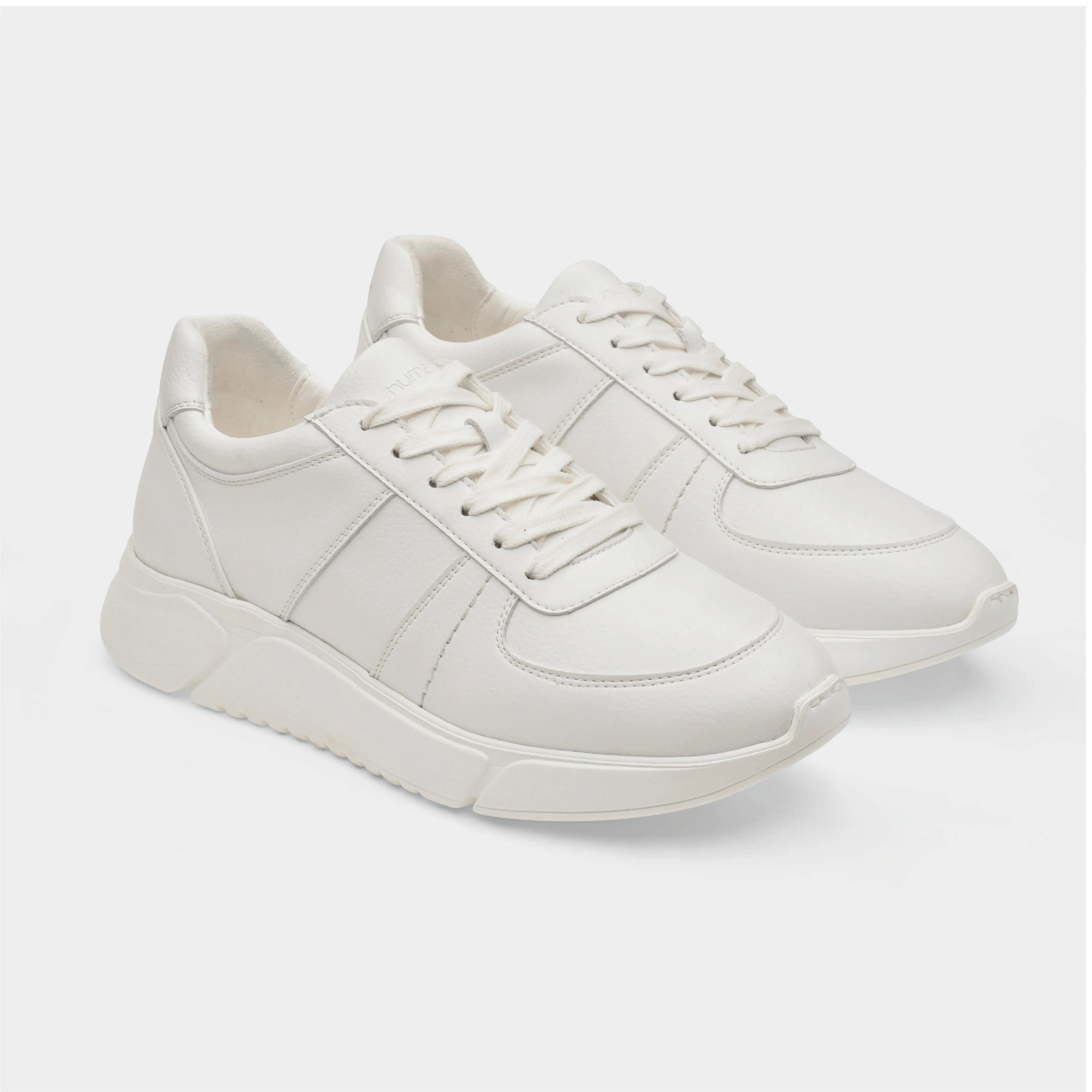 Challenge V3 Sustainable Sneaker - White