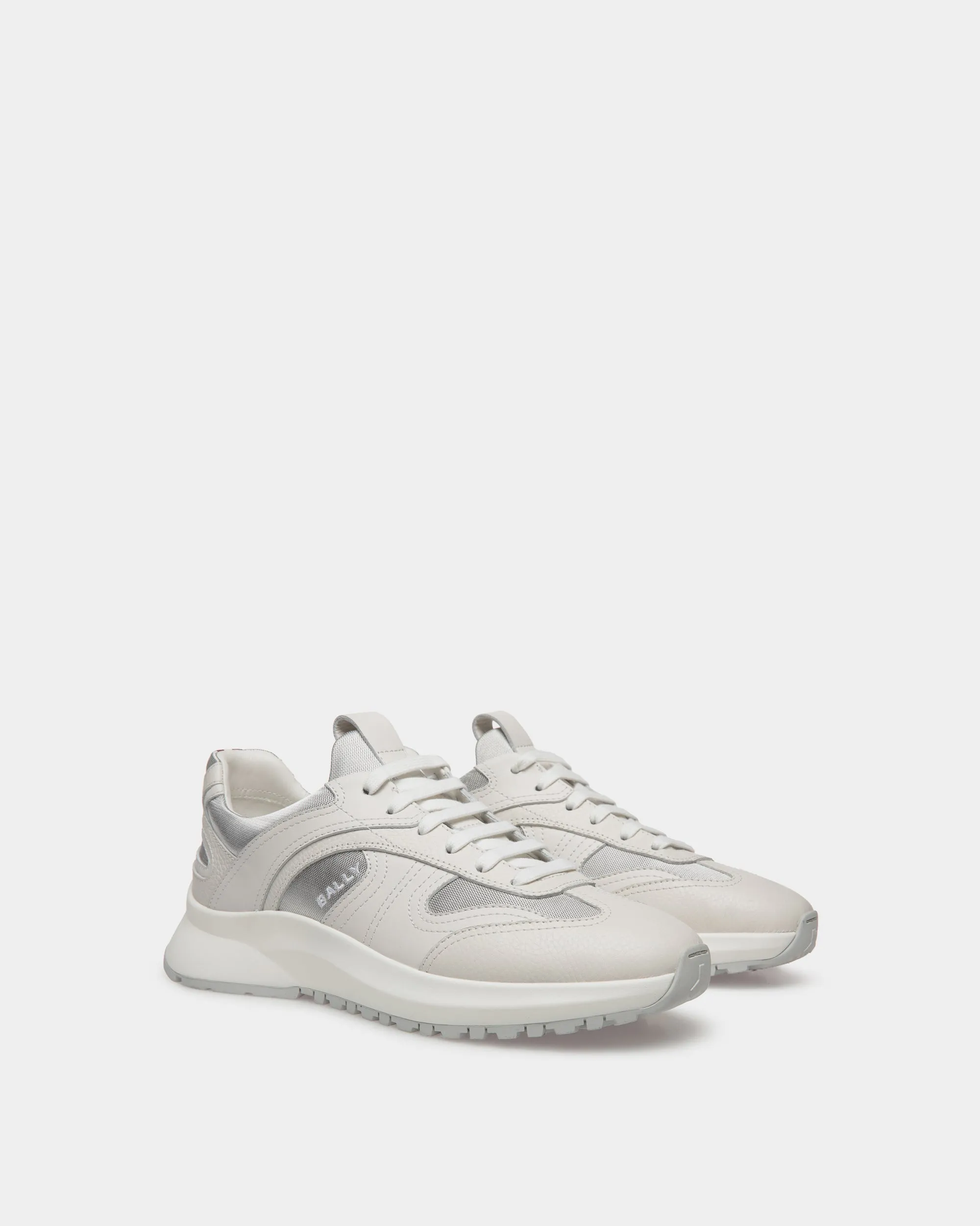 Outline Sneaker In White Leather And Nylon