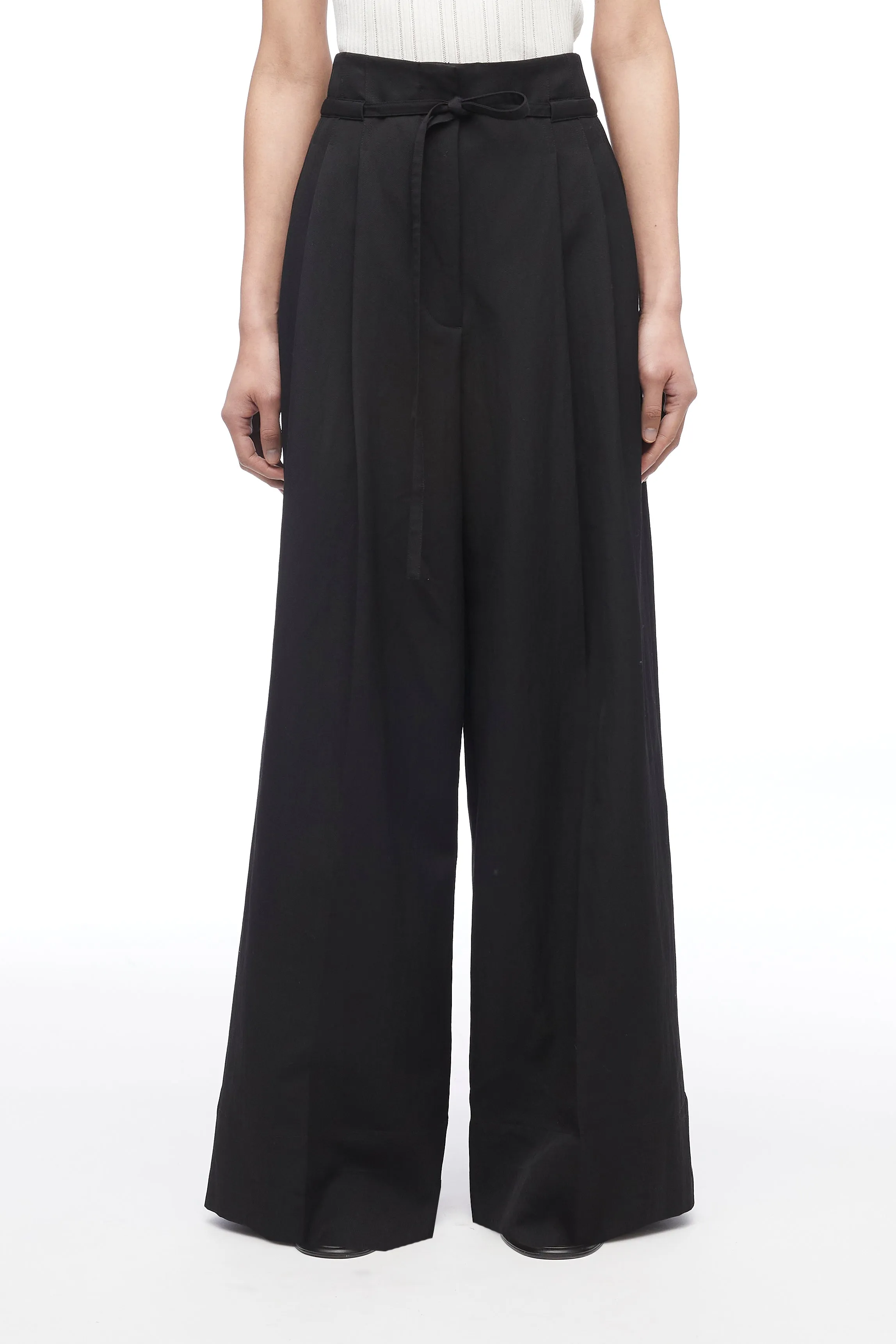 Relaxed Wool Wide-Leg Pant