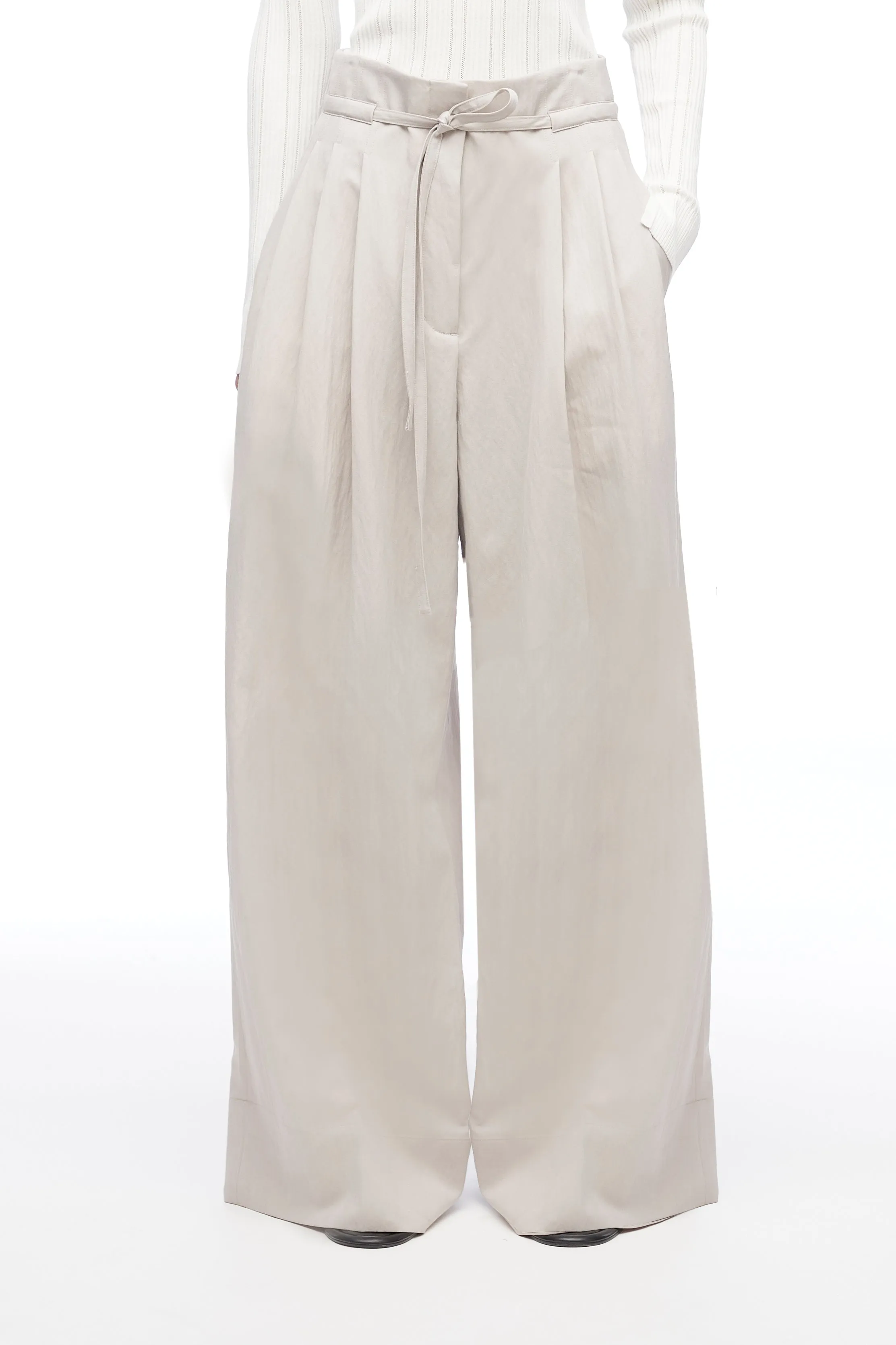 Relaxed Wool Wide-Leg Pant