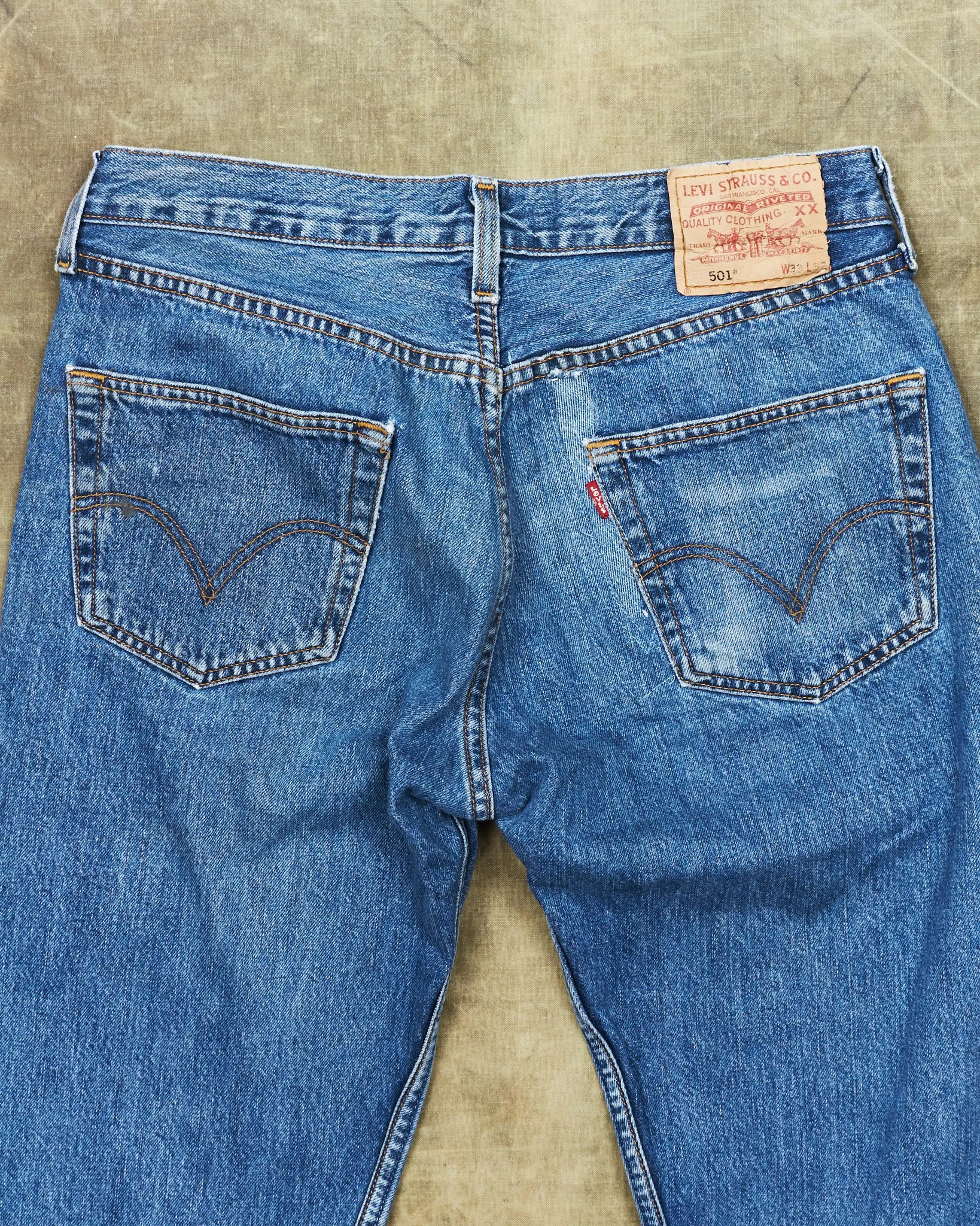 Second Hand 00s Levi's 501 Jeans W33 L32