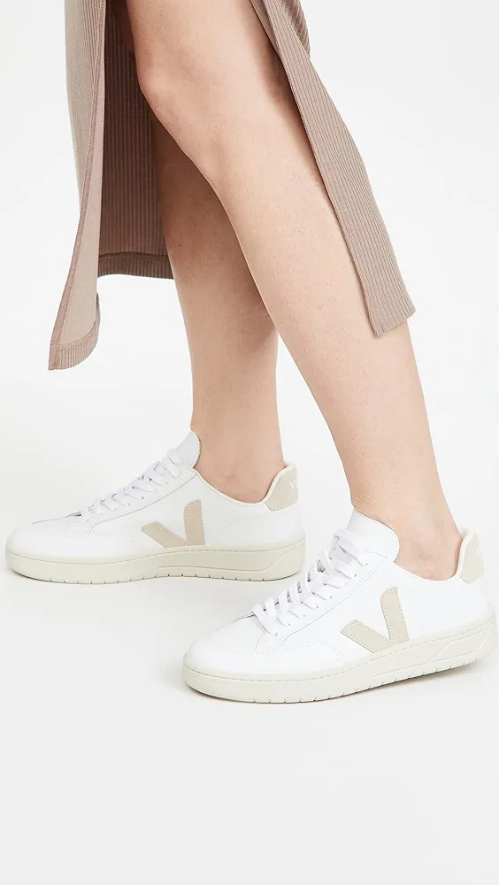 Veja   V-12 Sneaker 